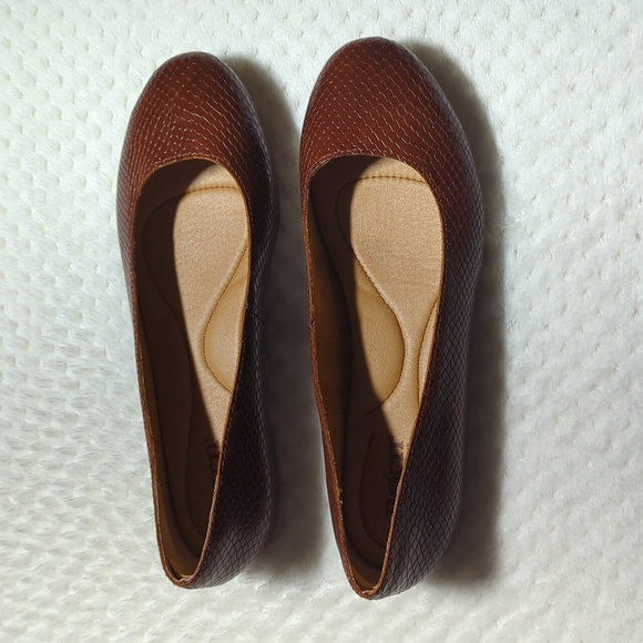 Born Adour Ballet Flat in Brown Snake Print - Picture 3 of 9